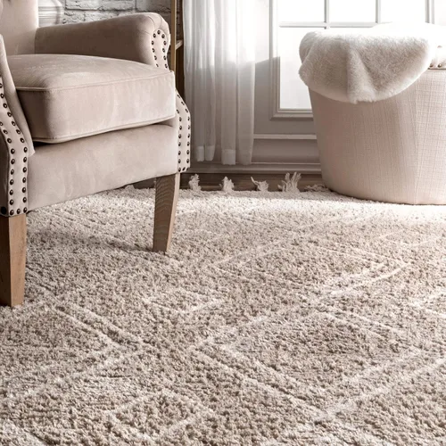 Vista 4 de nuLOOM Layla - Alfombra marroquí de lana con borlas de diamante, 6 x 9 pies, color marrón, rectangular