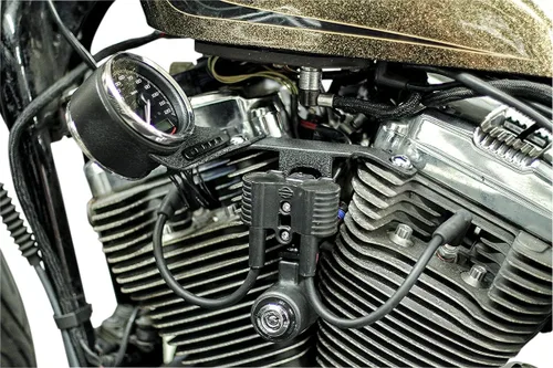Vista 2 de Sportster Kit de reubicación del velocímetro CV5050