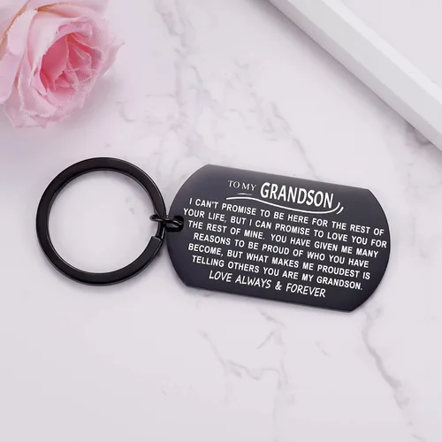 Vista 2 de Llavero con texto en inglés To My Grandson para regalo para nieto de abuela, abuelo, etiqueta de perro, para cumpleaños, graduación, Navidad