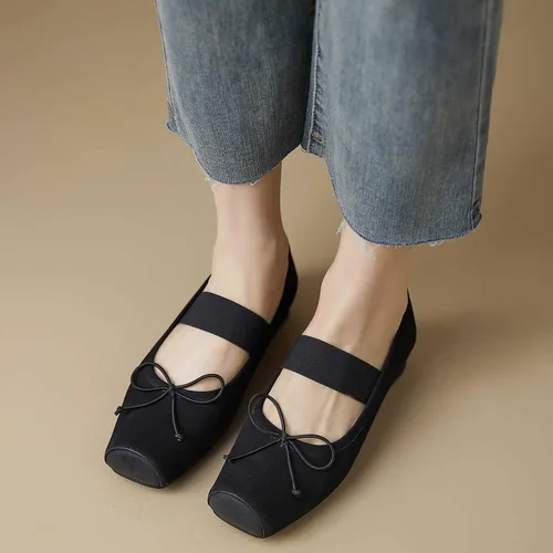 Vista 2 de Zapatos planos de ballet de piel nobuck para mujer, punta cuadrada retro con banda ancha elástica entrecruzada, zapatos de tacón bajo y fino