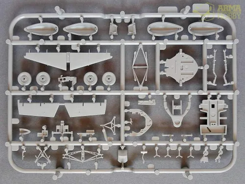 Vista 4 de Arma Hobby Kit modelo Wildcat 1/72 FM-2