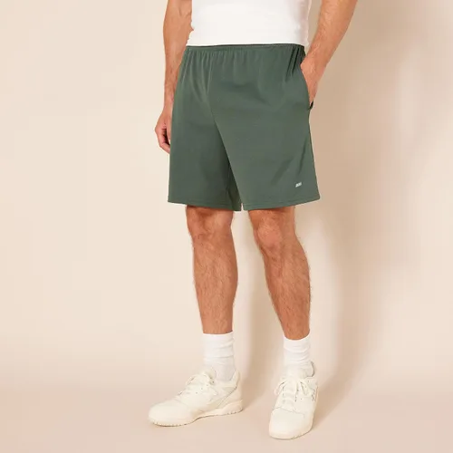 Vista 7 de Tienda Essentials Men's Performance Tech Loose-Fit Shorts (Available in Big & Tall), Pack of 2