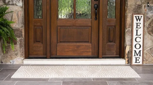 Vista 5 de Rugs.com Sabrina Soto Outdoor Collection Alfombra – 2 x 6 pies alfombra de tejido plano beige perfecta para pasillos y entradas