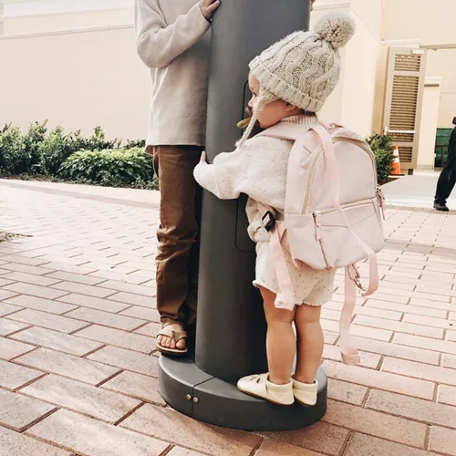 Vista 2 de mommore Mochila de viaje para niños pequeños con correa pequeña