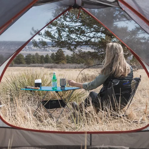 Vista 2 de TREKOLOGY Silla de playa ultraligera, silla de camping ligera para mochileros, senderismo y viajes - YIZI LITE