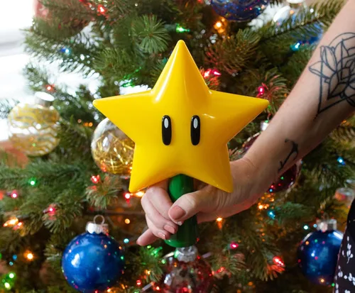 Vista 4 de Estrella para Árbol Mario Super Star Gen 2 Enchufable Iluminada para Navidad