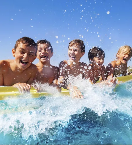 Vista 6 de POZA Paquete inflable para casa completa – Tubo flotante de 36 pulgadas con confeti brillante de alta calidad, bolas de playa de 16 pulgadas, fideos