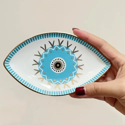 Vista 3 de Exquisita bandeja pequeña de cerámica para joyas, plato de baratija, decoración de mal de ojo, soporte para anillos de placa dorada, artículos