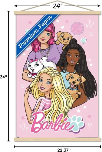 Vista 7 de Trends International Mattel Barbie - Bonito póster de pared, 22.37 x 34.00 pulgadas, paquete de impresión premium y colgador de madera de haya