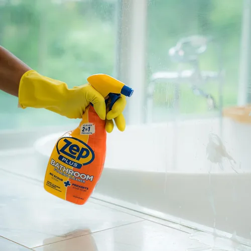 Vista 5 de Zep Plus - Limpiador espumoso para baño - 32 onzas (caja de 12) - R54012 - Mantén tu baño limpio + protege contra la futura acumulación de jabón