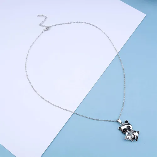 Vista 2 de YienDoo Gargantilla de cristal de panda, collar de corazón de cristal blanco de panda con colgante de oso panda, collar de amor de corazón de panda