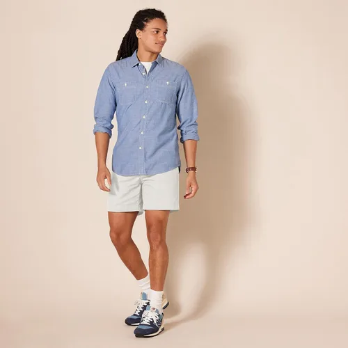 Vista 4 de Tienda Essentials Pantalones cortos chinos de 7 pulgadas para hombre