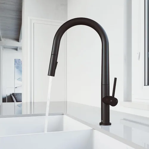 Vista 4 de VIGO Greenwich VG02029MB - Grifo de cocina con pulverizador desplegable de una sola manija de 18 pulgadas de alto, color negro mate