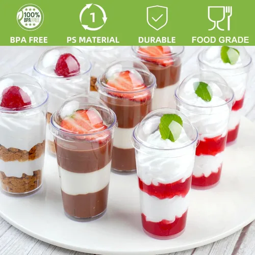 Vista 3 de Zezzxu Mini tazas de postre de 3 onzas con tapas y cucharas, paquete de 50 vasos de plástico transparente para postres pequeños vasos de chupito