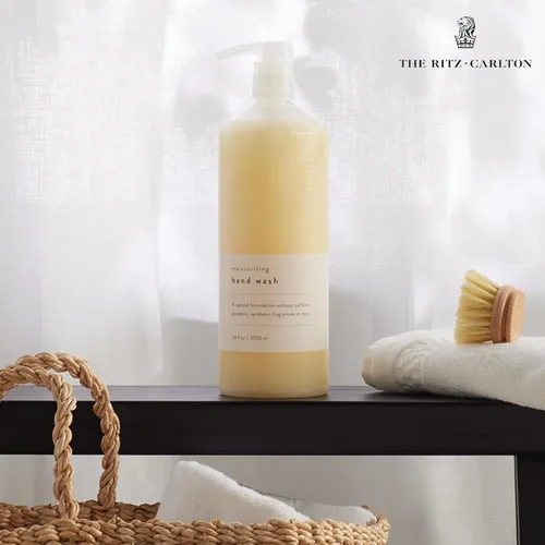 Vista 4 de The Ritz-Carlton Jabón de manos Spa Fresh Cream - 10 oz