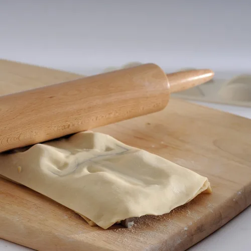 Vista 7 de Norpro Pierogi Maker con prensa de plástico, 7 onzas