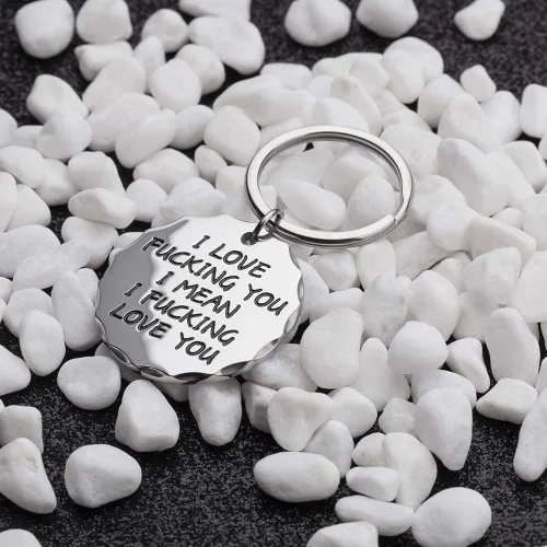 Vista 2 de Vanlovemac - Regalos de llaveros divertidos para pareja. Regalos para el novio y el marido. Regalo de la novia y la esposa. Llavero con etiqueta