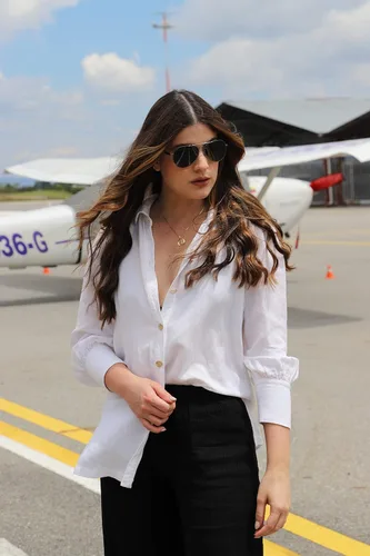 Vista 4 de Marfil AVIATOR ALPHA - Lentes de sol polarizados con filtro UV 400 protección 100 unisex estilo aviador para hombres y mujeres Negro