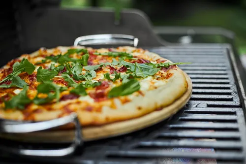Vista 3 de Weber Sistema de Barbacoa Gourmet Piedra para Pizza con Soporte Portátil, 16.7" de Largo