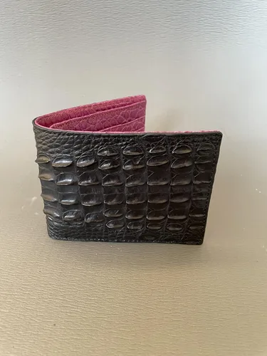 Vista 2 de VN Billetera plegable de cuero de piel de cocodrilo genuino de doble cara negra y púrpura para hombre, cartera exótica hecha a mano, regalo para él