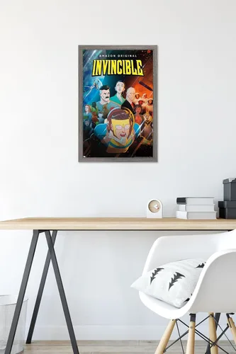 Vista 6 de Trends International Invincible - Póster de pared de una hoja, 14.72 x 22.37 pulgadas, versión enmarcada de madera de granero