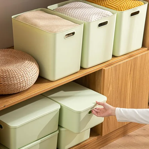 Vista 2 de Paquete de 4 contenedores grandes de plástico blanco con tapas, caja de juguetes con asa, contenedores organizadores para bebé, guardería, estantes