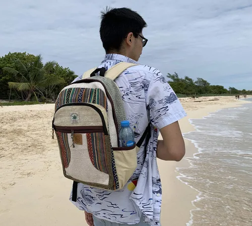 Vista 8 de Mochila Nepal de cáñamo grande hecha a mano natural con múltiples bolsillos