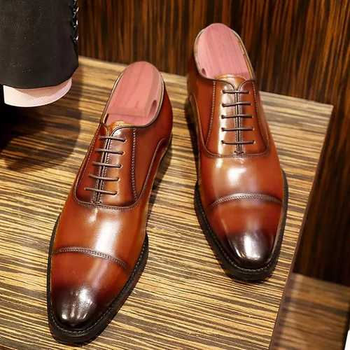 Vista 4 de Árbol de zapatos de cedro para hombre, tacón ancho ajustable para mujer, árbol de botas de cedro con puntera dividida
