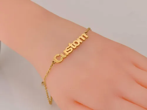 Vista 4 de Pulsera con nombre personalizada chapada en oro de acero inoxidable para mujeres y hermanas