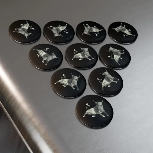 Vista 5 de Wall Street Bull Magnet Bottle Opener Drink to Stock Market Success