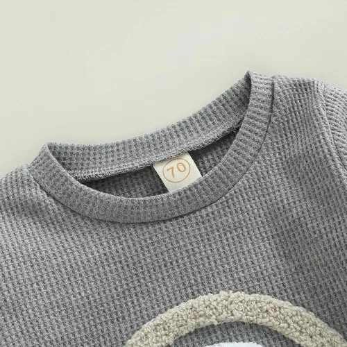 Vista 4 de TFFR Conjunto de sudadera de manga larga con estampado de gofres para bebés y niños pequeños y niñas