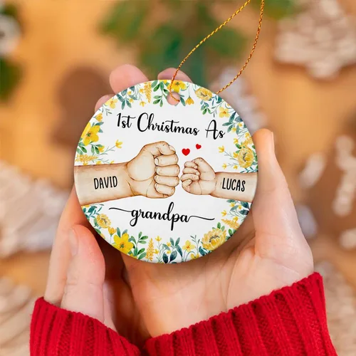 Vista 5 de Adorno de Navidad como abuelo de Navidad 2025, adorno personalizado de nuestra primera Navidad como abuelo para nuevo abuelo, adorno de cerámica