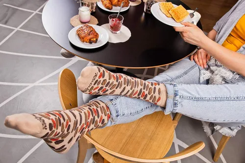 Vista 5 de Rainbow Socks - Calcetines de tarro de café novedosos para hombre y mujer, 2 pares