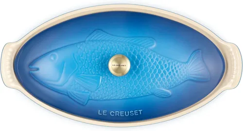 Vista 2 de Le Creuset - Cacerola de cerámica Heritage para pescado, 1.7 cuartos de galón, Marsella