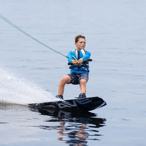 Vista 7 de RAVE Sports Paquete de wakeboard y fijaciones de estilo libre con botas Striker