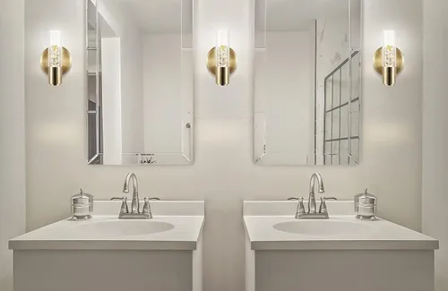 Vista 5 de JONATHAN Y Lámpara LED moderna integrada de latón de 5.5 pulgadas para baño, pantalla acrílica de burbujas transparentes, luz Art Deco minimalista