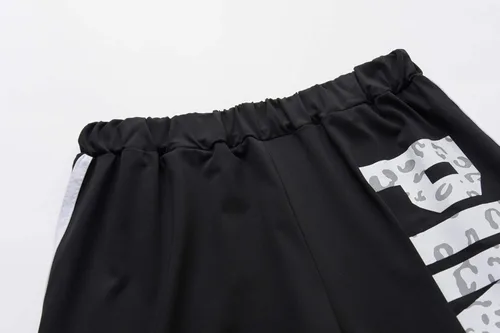 Vista 3 de THLAI - trajes para mujer con letra de impresión y rayas patchwork traje deportivo largo 2 piezas