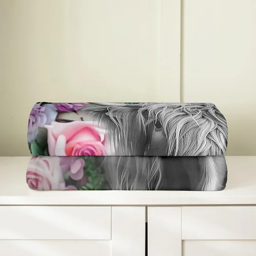 Vista 4 de Erosebridal Highland - Manta de vaca de 40 x 50 pulgadas, diseño de rosas para niños, niñas, niños, adolescentes, adultos, animales salvajes