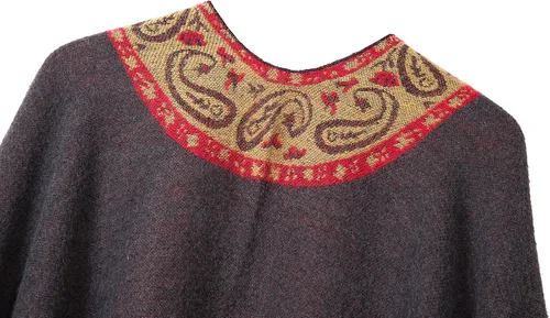 Vista 4 de Poncho con flecos, con estampado vintage, estilo retro, a la moda, para mujer. Capa, chal.