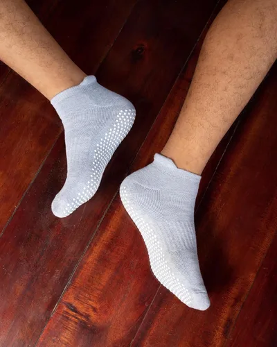 Vista 5 de RATIVE - Calcetines antideslizantes para yoga, pilates y hospitales, para adultos, hombres y mujeres