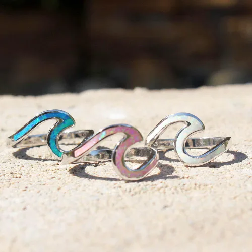 Vista 7 de Oxford Diamond Co . Anillo de plata de ley 925 con diseño de ondas en colores disponibles