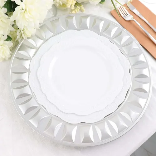 Vista 32 de Efavormart - Paquete de 6 platos de carga de plástico acrílico con relieve de encaje rústico dorado de 13 pulgadas