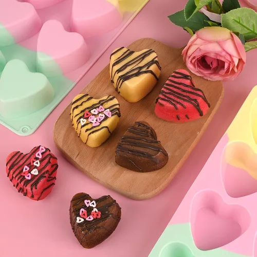 Vista 2 de Sakolla Paquete de 2 moldes para pastel de corazón de 2.7 pulgadas, 8 moldes de silicona para hornear pasteles, magdalenas, bocados de huevo