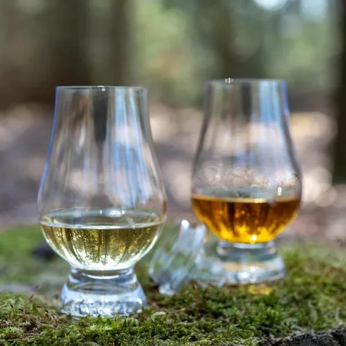 Vista 8 de GLENCAIRN Vaso de whisky, juego de regalo de 2 en estuche de viaje