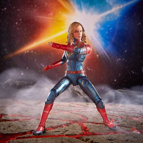 Vista 6 de Marvel Capitán Marvel - Figura de disfraz de Capitán Marvel de 6 pulgadas para coleccionistas, niños y fanáticos Marvel Legends - Figura de acción