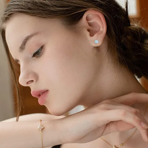 Vista 3 de G23 - Aretes de titanio con ópalo para mujeres y niñas, hipoalergénicos, con piedra natal de 0.157in y 0.197in, para orejas sensibles, joyería