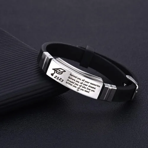 Vista 3 de KOORASY Graduation Gifts for Him 2023, Graduation Gifts for Her College Graduation Gifts for College Students Male, High School College Bracelets