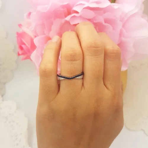 Vista 3 de Dazzlingrock Collection Anillo apilable redondo de oro de 14 quilates con zafiro azul y diamante blanco para mujer