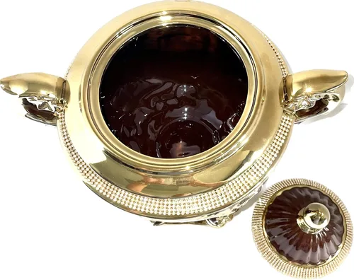 Vista 3 de Sopera de santo Yoruba Oya marron con acentos dorados./ Sopera Oya marrón con detalles dorados