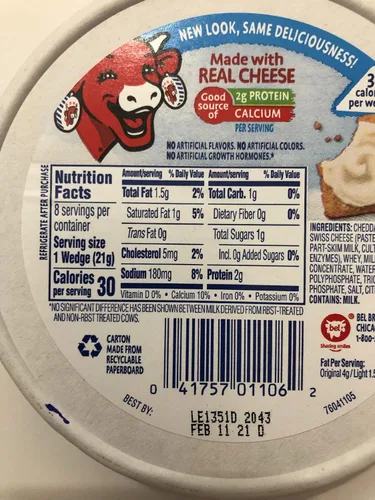 Vista 2 de The Laughing Cow Paquete variado de cuña de queso untable